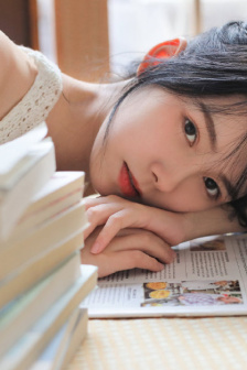 破碎的拥抱
